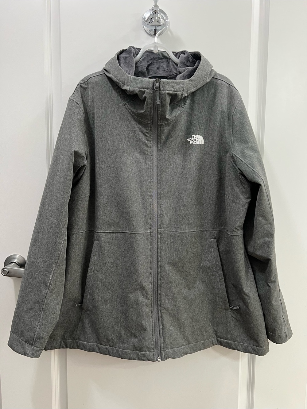 The North Face Grey WindWall Jacket Size 2X